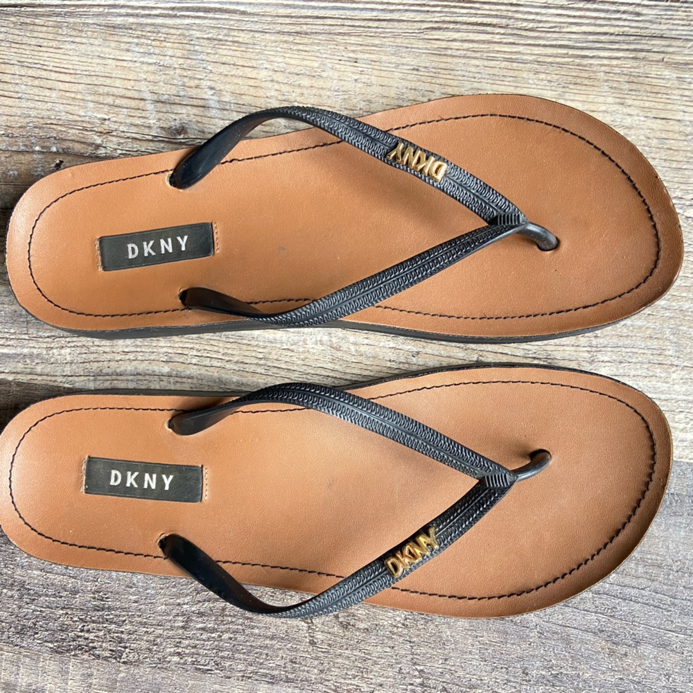 DKNY Sandals/Flip Flops